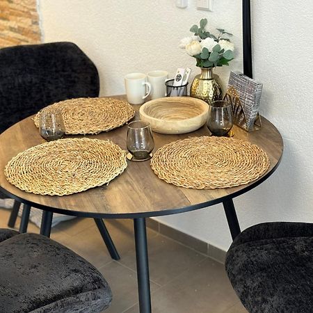 Blossom Apartment Garden View - Klimatisiert Friedrichshafen Ngoại thất bức ảnh